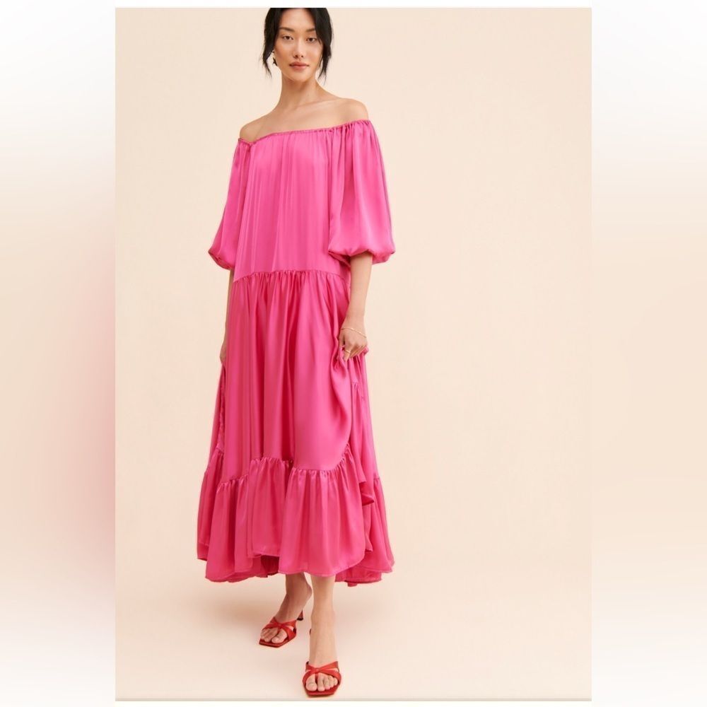 Bettina Maxi Dress
Erika Pena for Anthropologie Penmark on the left sleeve - Picture 3 of 9
